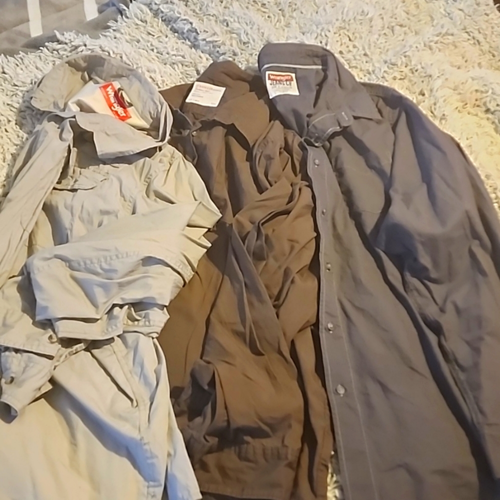 Mens Wrangler Button up